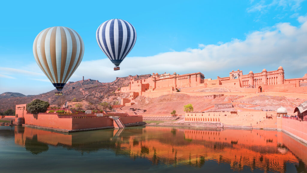Colourful hot-air balloons offer stunning views of Jaipurʼs many natural and architectural wonders.