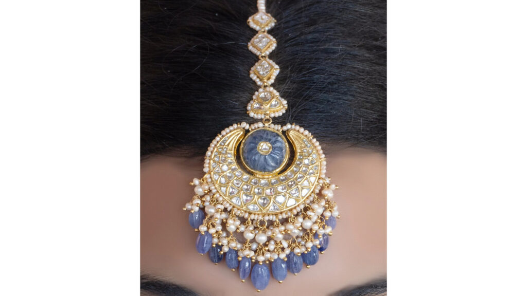 11 Glamorous Jewellery Selections for Year-End Festive Parties - Vistara  Magazine